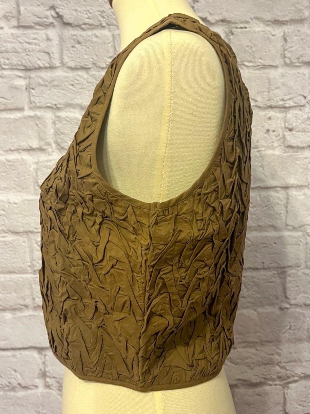 Morro Smocked Top in Brownie - Picture 6 of 9